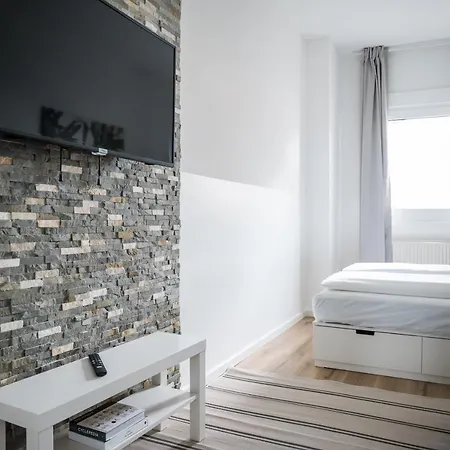 Spacious Apartment In Berlin Mitte For 6 Exterior foto